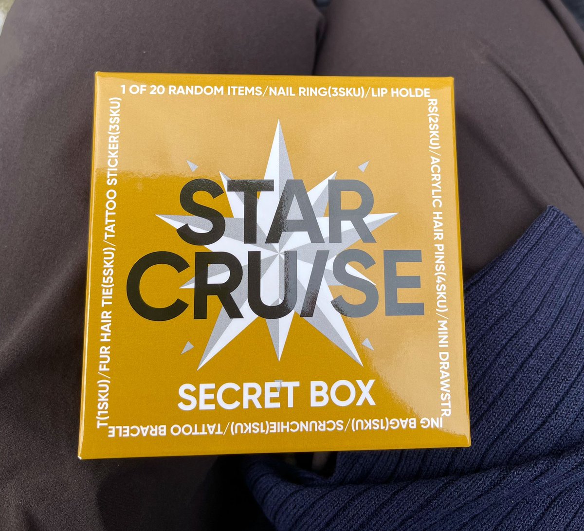 doraemo1976's tweet photo. 初STAR GLOW‼️
上野学園ホール
約1年半振りの現場でワクワク😀

シークレットボックス2箱買って2箱とも同じだったのはまあまあショック😨だけど
楽しんできます♪ https://t.co/4r2RXm6S3K