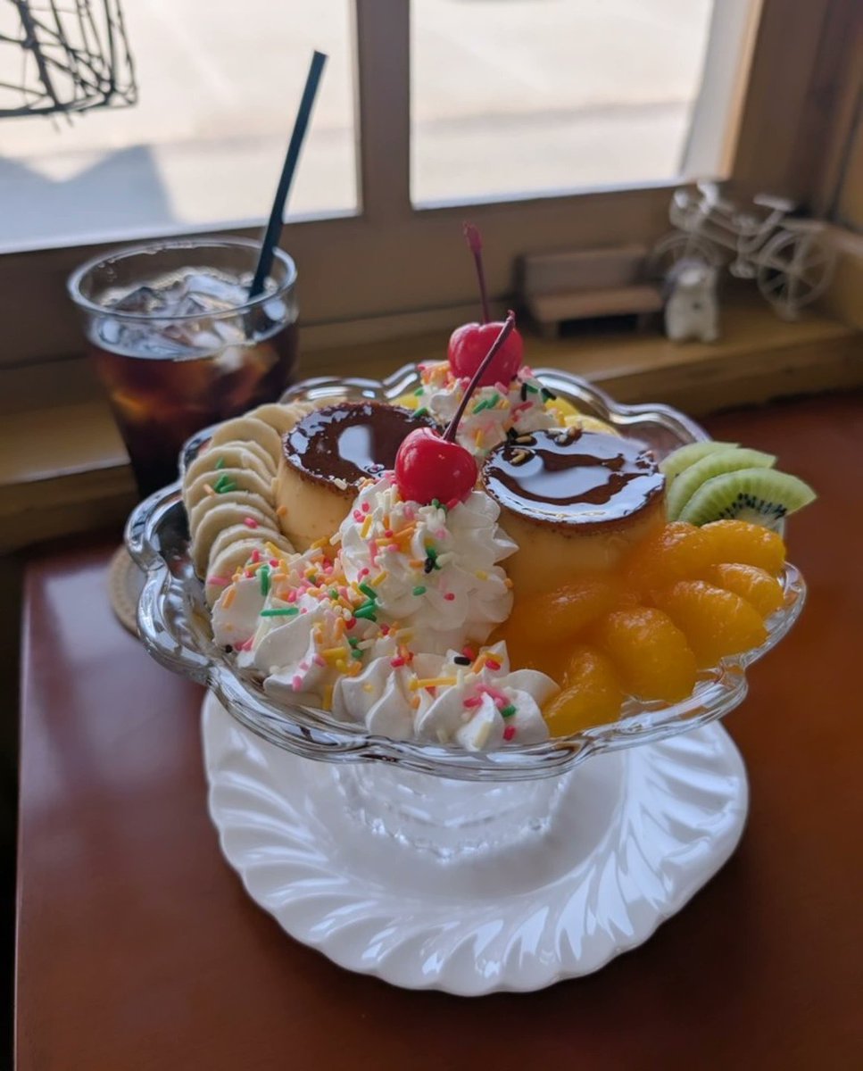 coffee_benten's tweet photo. サングラスを購入した店主ですが明日も装着することにより喫茶店長から胡散臭いプロデューサーへと華麗にいちぶジョブチェンジしながら働かせていただきます
#喫茶べんてん #喫茶店 #神戸市 #神戸 https://t.co/zGWspd1vN4