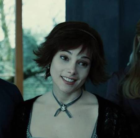 moonandenhypen's tweet photo. For San Diego Comic-Con, ENHYPEN's panel will be held at the Ballroom 20, an iconic location where major vampire works such as the film “Twilight” and the drama “The Vampire Diaries” have held sessions. 

On this day, ENHYPEN is scheduled to discuss the appeal and portrayal of vampire characters alongside “Twilight” director Catherine Hardwicke, actors Peter Facinelli and Ashley Greene, under the moderation of critic Damien Holbrook.