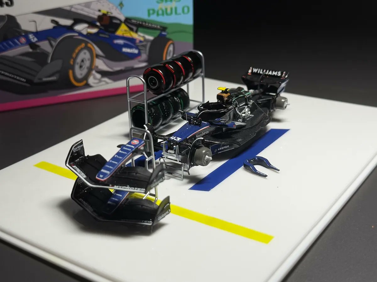 Romu_Minicar's tweet photo. 新規取り扱い開始します。

Speedbird Racing 1/43 フルディティールキット
FW46 2024 メキシコ/ブラジルGP(予定)　¥17,600

なんとプロポーションとフルディティールボディが付属、おまけで各スタンドにレインタイヤも付属という豪華キットです。

9月以降入荷予定
https://t.co/wSFjGVuoKY https://t.co/cECwWp2xex