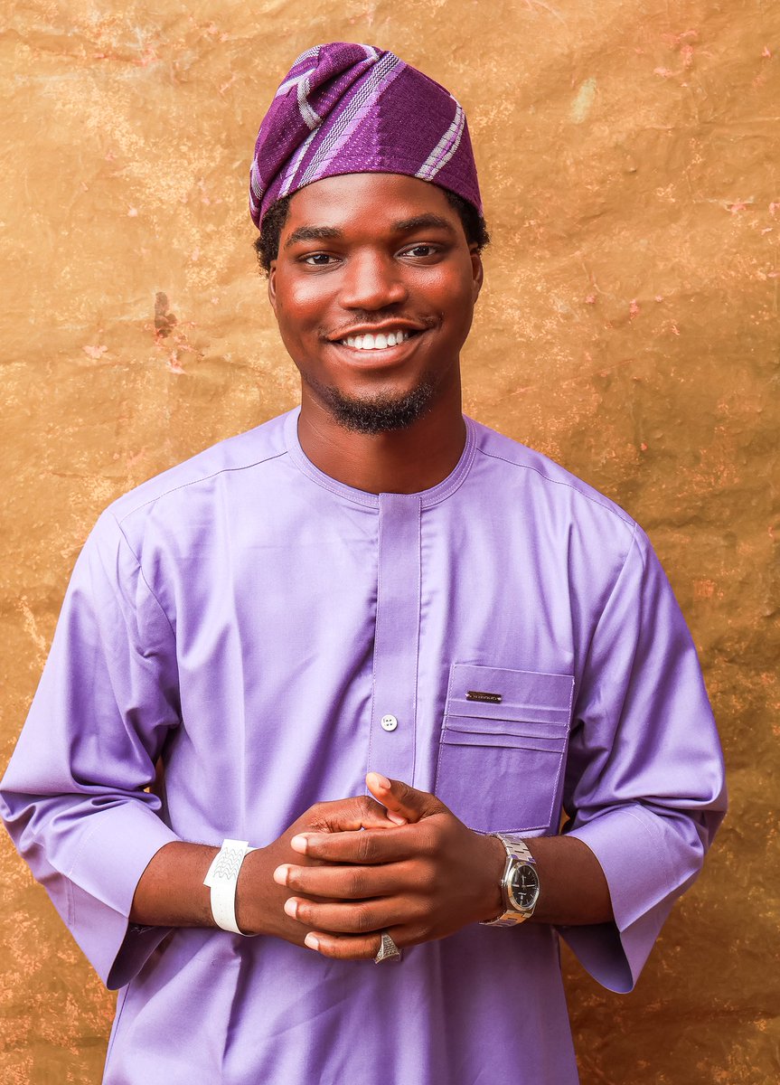 _tomthegrapher's tweet photo. My Final Year Week In 4 Images.
Signing out of UNILAG soon.

#unilag #fyb #bsc #graduate https://t.co/bPh3JxyDyD