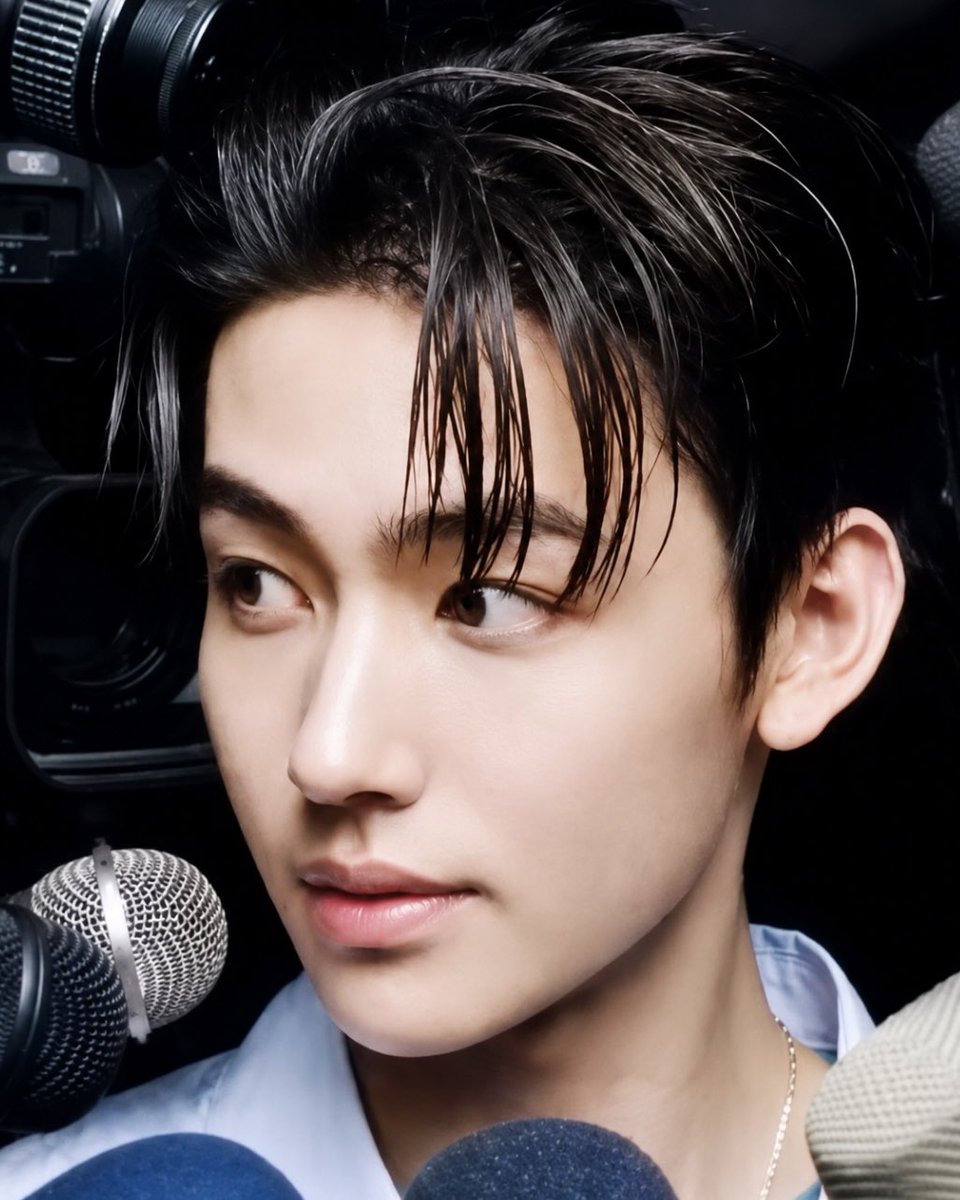 coertisify's tweet photo. EOM SEONGHYEON SECAKEP ITU, VISUALNYA MATENG BANGET https://t.co/diX8Go9X36