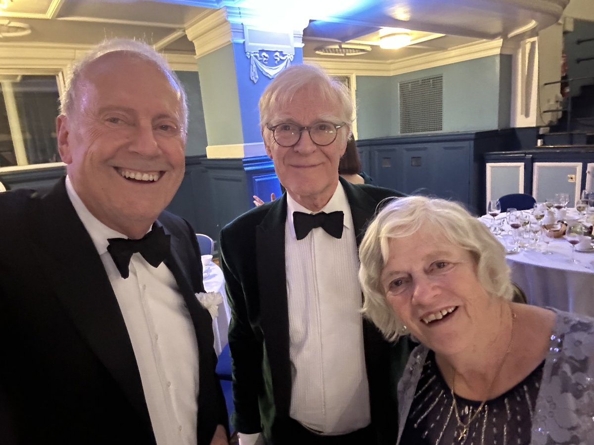 Gyles Brandreth tweet media