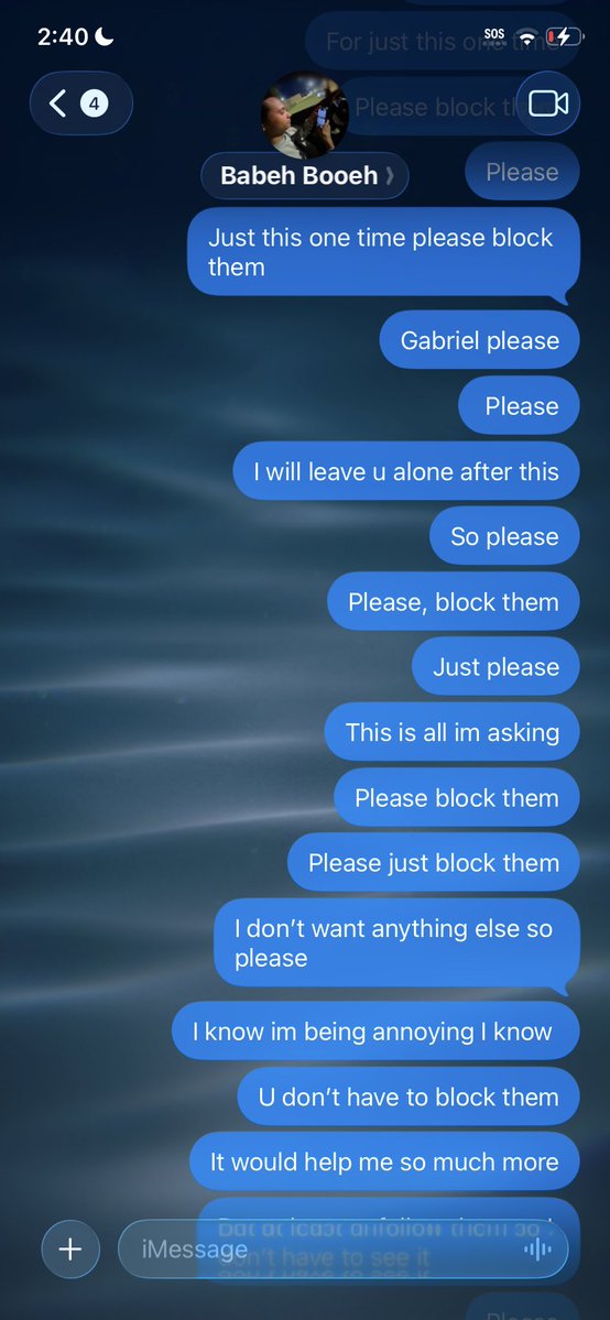 evaadoe's tweet photo. I asked him to block this girl like 5 times and he keeps unblocking her and liking her post bro :/ hes also following another girl who told me he keeps viewing her stuff…he won’t even let me follow him https://t.co/2lUURNODpw
