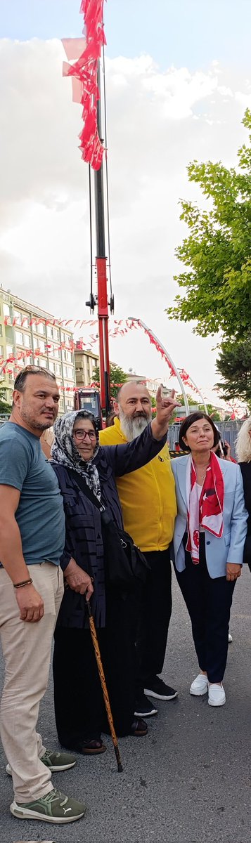 Rabiazt75287362's tweet photo. Şehit Anaları Derneği Başkanı @Pakize_Akbaba Ana'nın İYİ Parti ☀️ ailemize katılması yüreğinde vatan sevgisi taşıyan herkes için büyük bir anlam ifade etmektedir Hoş geldiniz Pakize Ana.🇹🇷❤️
@MDervisogluTR @KevserOfluoglu 
@iyipartikashbsk @iyiparti 🇹🇷☀️✊🏻 https://t.co/KachNX5BZO