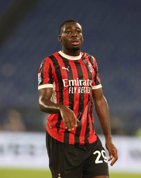 ShinaAyomi 👑🔴⚫ tweet media