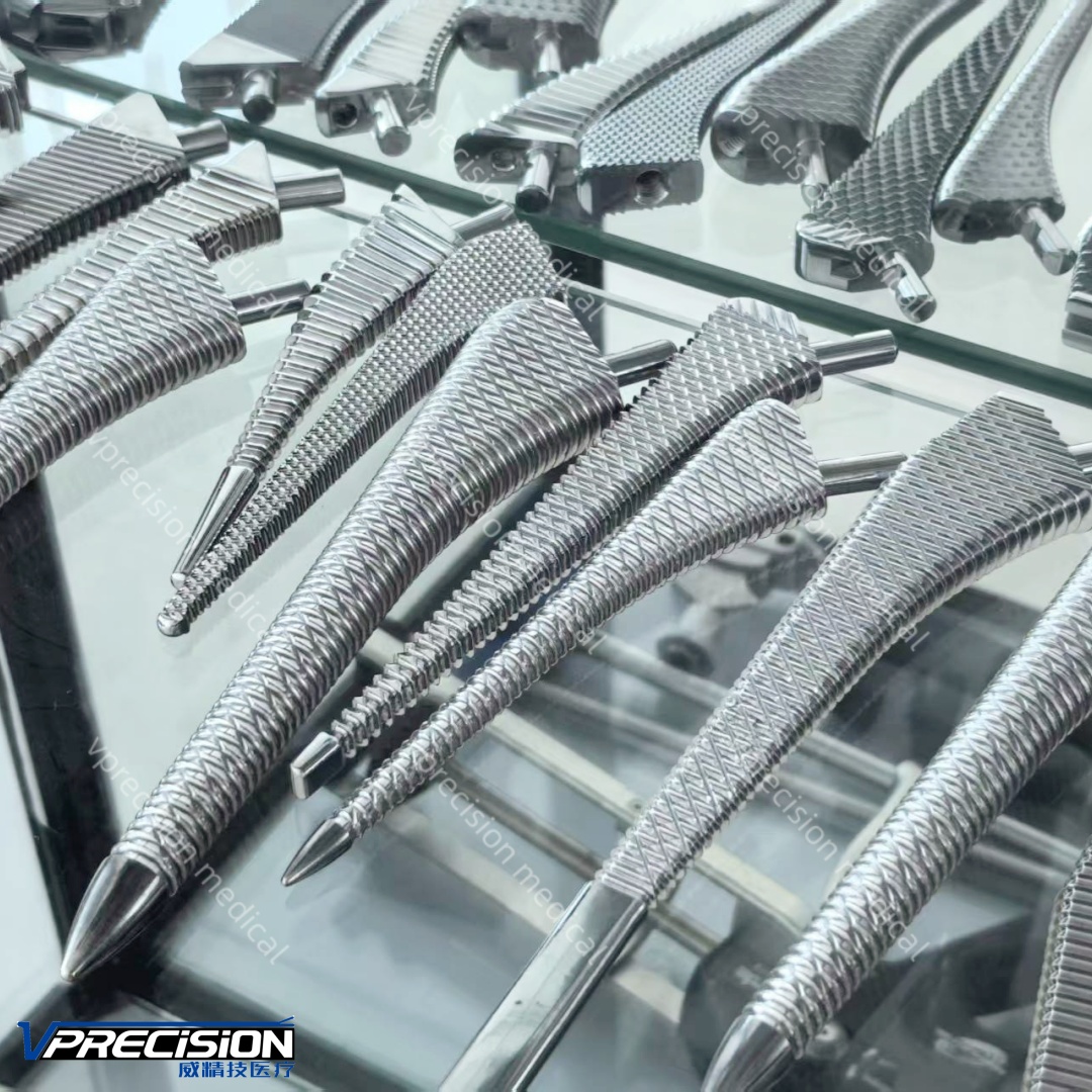 Irisvprecision's tweet photo. 🦴During hip arthroplasty🦵, a 𝗠𝗲𝗱𝘂𝗹𝗹𝗮𝗿𝘆 𝗥𝗮𝘀𝗽 is used to ream and shape the proximal femur.
👀Vprecision provides you with OEM/ODM service; welcome your inquiry!🤝

#vprecision #OEMODM #hipreplacement #jonitprosthesis #Orthopedics #Jonit #hip #Arthroplasty https://t.co/4Ii9SdSATg