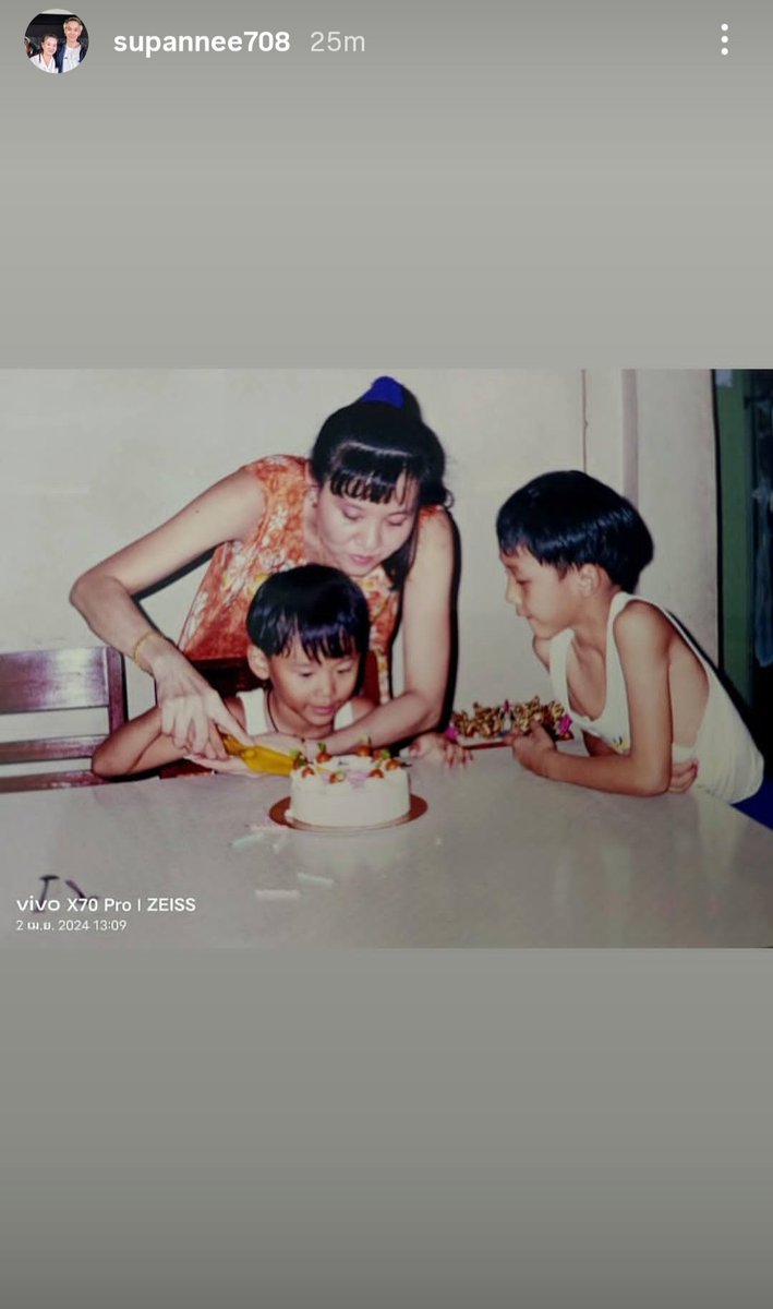 ZinMarAung28880's tweet photo. Happy 31st Birthday, Boun 🎂

Thank you, Khun Mae, for bringing such a wonderful son into this world.❤️

LETTER LOVE TO BOUN

#BBSamSibEtYoungJaew
#bb0un https://t.co/b91oSUAph1