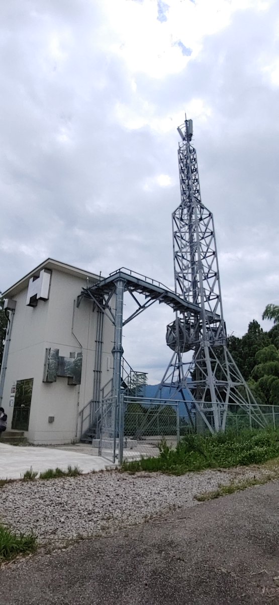 say8_tech's tweet photo. 温海中継局の設備点検を行いました。
暑い中ですが、ふだん海を見ていない生活をしている私たちは気持ちよかったです！！

これからもあつみ温泉の皆様には「#さくらんぼテレビ」の「#やまがたチョイす」「#Newsイットやまがた」をここからお届けします！！      

SAY応募は https://t.co/ZrxtMtKhyA https://t.co/flwXqftDZM