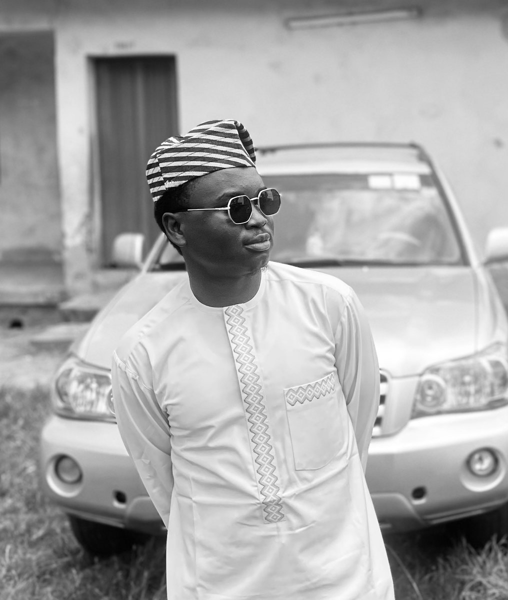 BaruwaMuiz's tweet photo. Happy Birthday to me 🎉🎉 https://t.co/gVYPYIoM5d