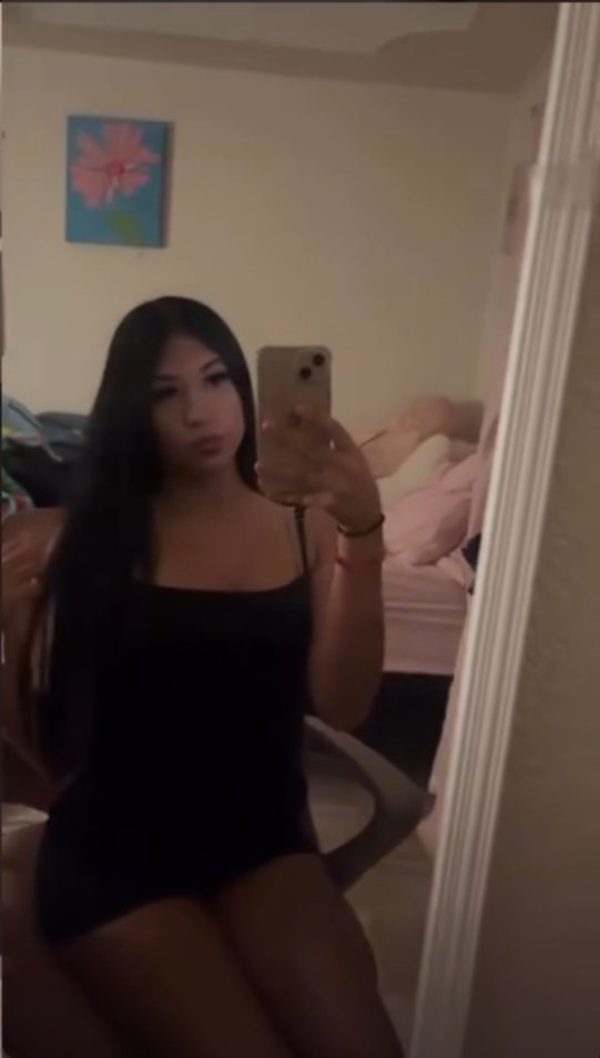 dianluvsu's tweet photo. just started talking to a black boy for the first time.. for some reason when I hug him I feel something touching my stomach. it's pretty fucking big to. 😓😓 #dick #borderbunny #bbcdick https://t.co/e3KF4AQMSZ