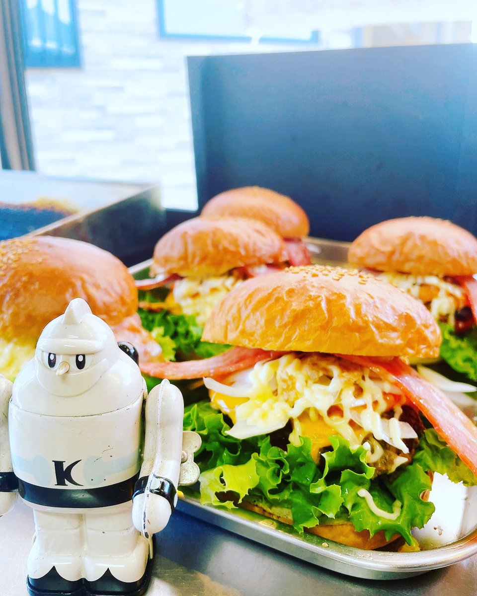 wazz4023's tweet photo. 明日の土曜日は
バクバグダイニングワズ前にて
トリップクロウズ11時30分から営業します
よろしくお願いいたします🙇 https://t.co/94YyKpxzfJ