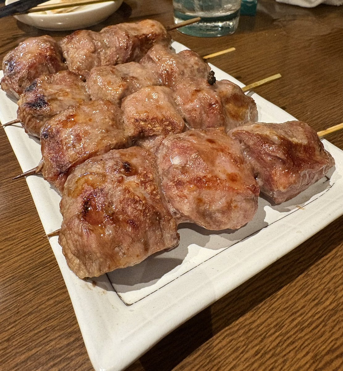 UmerDriver's tweet photo. 北千住って奥深い街✧

先日、焼き鳥のお店を紹介して頂き...今でも余韻が残ります♪( ´ ꒳ ` )

美味しい物を食べて夏を乗り切る🔛
#出前館配達員 #ウーバーイーツ配達員 https://t.co/C4q444l11k