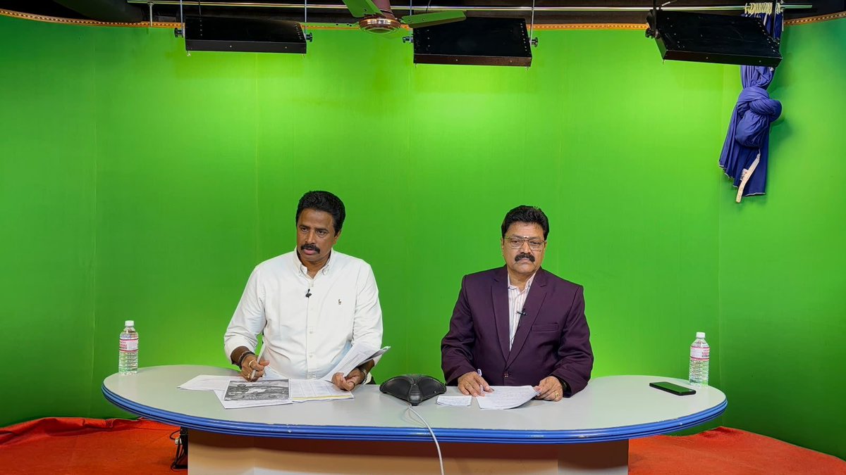 RKarimilli's tweet photo. ‘’డయల్ యువర్ ఎమ్మెల్యే’’

తణుకు కమ్యూనికేషన్ నెట్‌వర్క్ ఆధ్వర్యంలో నిర్వహించిన “డయల్ యువర్ ఎమ్మెల్యే” కార్యక్రమం ద్వారా తణుకు నియోజకవర్గ ప్రజలతో నేరుగా మాట్లాడే అవకాశం లభించింది.

ఈ సందర్భంగా మీ సమస్యలు, సూచనలు, అభివృద్ధిపై మీ అభిప్రాయాలను తెలుసుకోవడం ఎంతో సంతోషంగా అనిపించింది. https://t.co/vTlSuv6fju