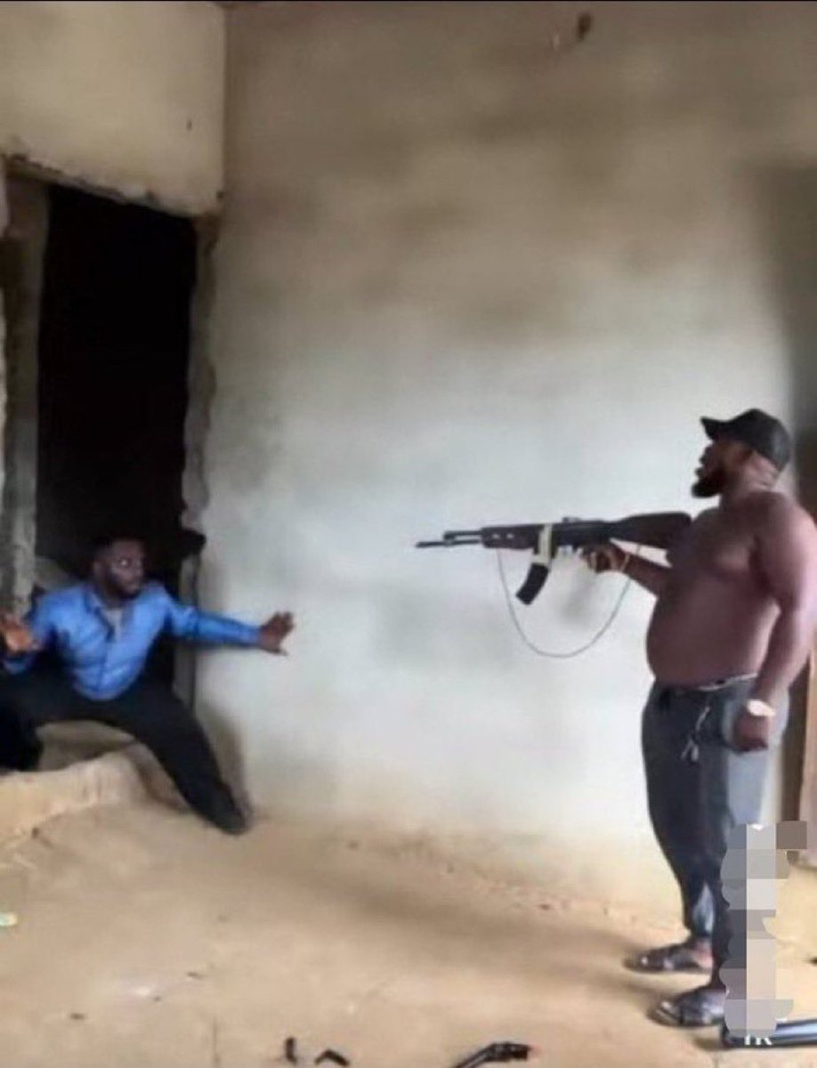 blackdudeeee's tweet photo. Me to Tinubu supporters  next year election. https://t.co/in7i8IRoDa
