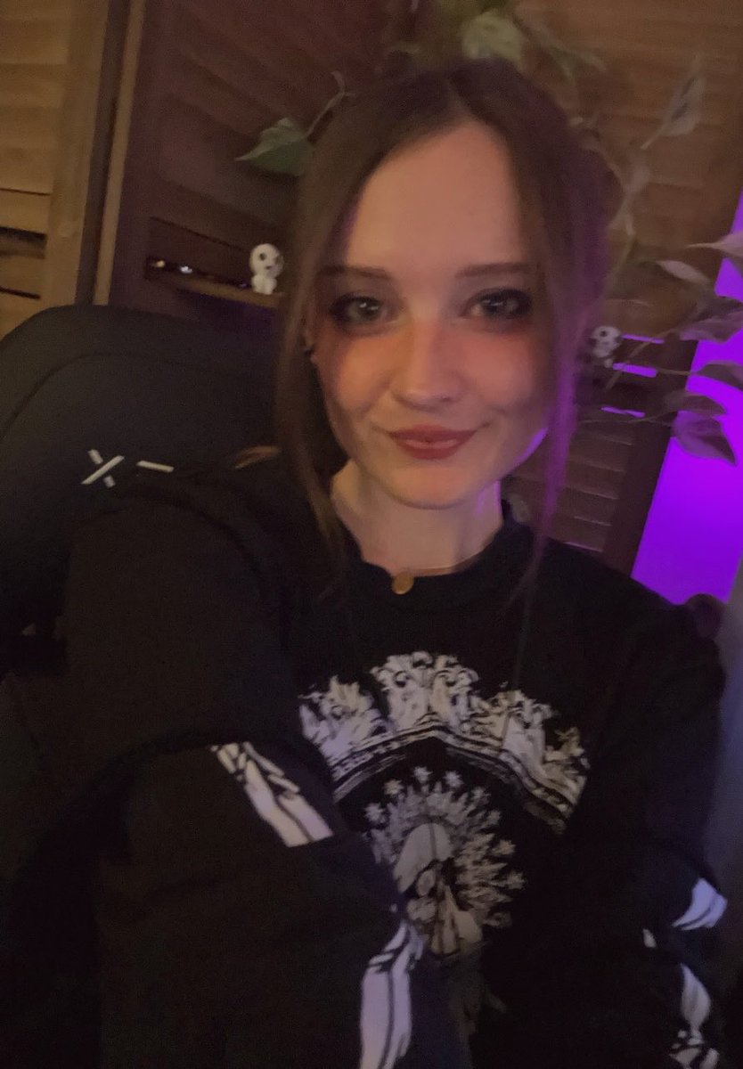 SlowWalkthrough's tweet photo. SO EXCITED to be checking out assassin’s creed black flag resynced tonight for my first ever playthrough! 

Many thanks to @UbisoftANZ for sponsoring this stream! 
| #ad #AssassinsCreed 

──.˚ ✧ https://t.co/3KUYyMl8wq https://t.co/twdu5cFNt7