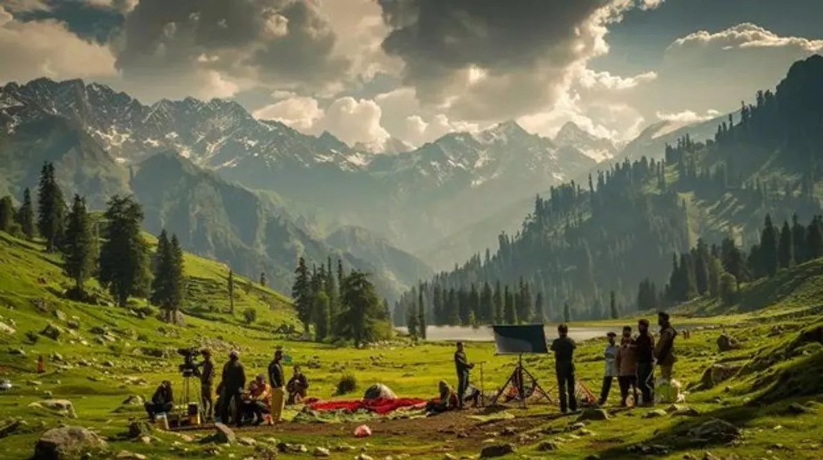 DNN24Kashmir's tweet photo. Kashmir is once again welcoming filmmakers! As film shoots resume across the Valley.
https://t.co/jnpqKFsr1l
#Kashmir #FilmShooting #KashmirTourism #Bollywood #Tollywood #IncredibleIndia #VisitKashmir #DNN24 @RisingKashmir https://t.co/s2A5bBKcAn