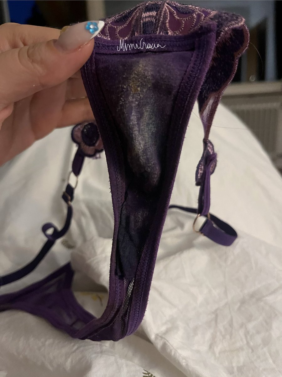 TheMimiCraCra's tweet photo. 🦋 Butterfly thong day 8/10 🦋
I went for a long walk deep in the forest wearing only my purple Butterfly thong under a mini short. The fresh air, the solitude and the thrill of possibly being seen made me so incredibly wet that I left a big creamy trace all along the crotch while walking 😈
Nature really brings out the naughty in me… still feeling the thrill 🥹💦