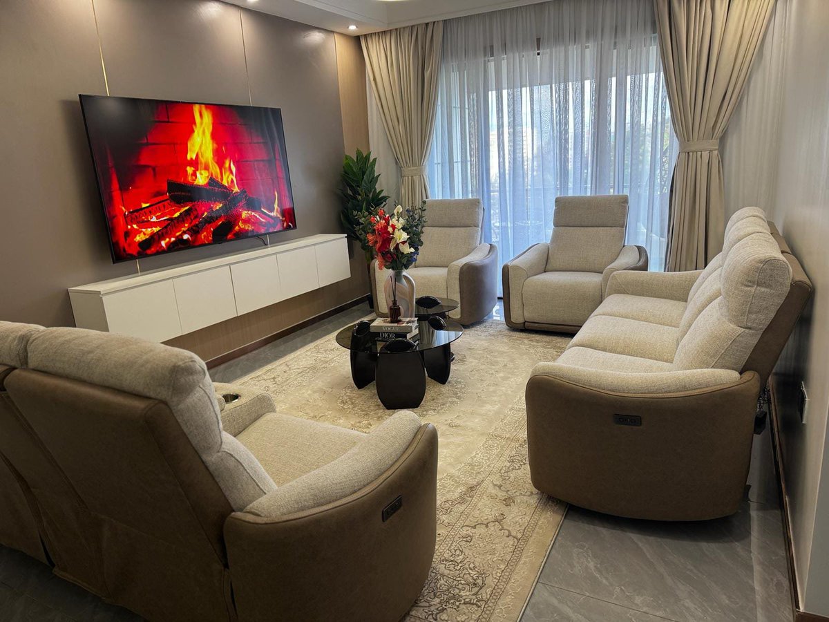 AvenueValuers's tweet photo. Furnished 2-bedroom, 2-ensuite at Riverside One Residency, Nairobi; pool, gym, and child friendly, yours from KES 250K/mo, short or long stay. Call us today to schedule a viewing .📞 0725993605 #realestate #luxuryrealestate #avenuevaluers https://t.co/IyZ0lvNbKT