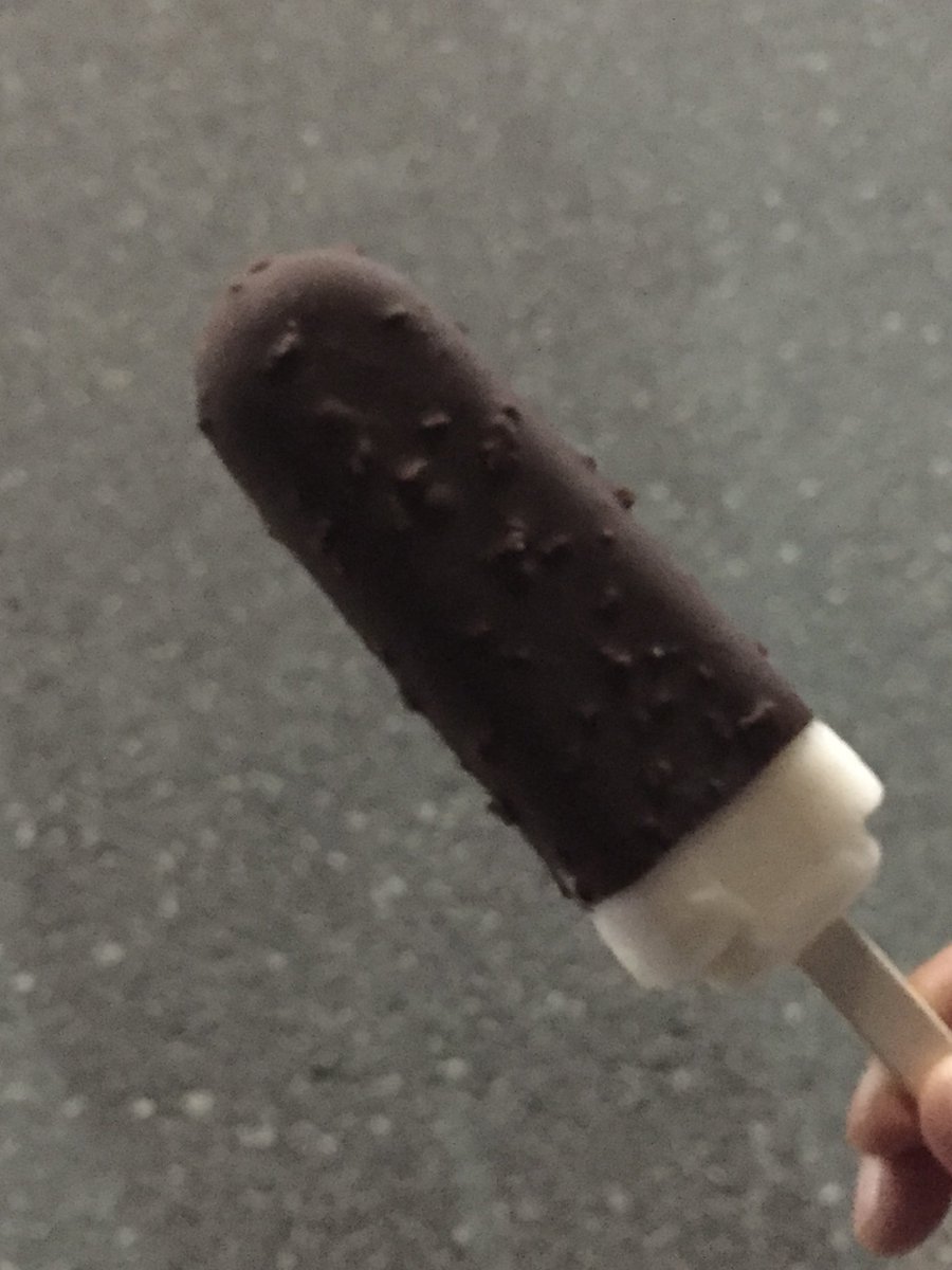 Yypebf's tweet photo. 요맘때 초코 크러쉬 진짜 개존맛...ㅠㅠ https://t.co/pio8ItHotQ