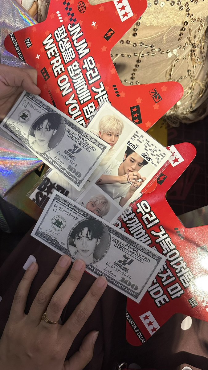 zeusbby_'s tweet photo. Day 1 dumpsss 💫

at jnjm fanmeeting https://t.co/QcpYFy3p38