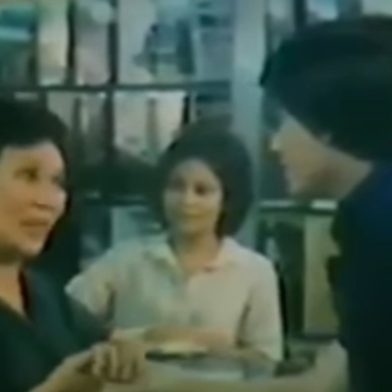 tokensoutherner's tweet photo. akala ko rin dati yung trabaho ni Annie Batungbakal ang ibig sabihin dispatcher sa terminal 😭 — until i learned the word 'despatsadora' also meant saleslady, kaya...

Annie Batungbakal (1979) - Annie was a record store clerk

Annie B (2004) - Annie was a saleslady sa tiangge https://t.co/7aJUIIXM7M