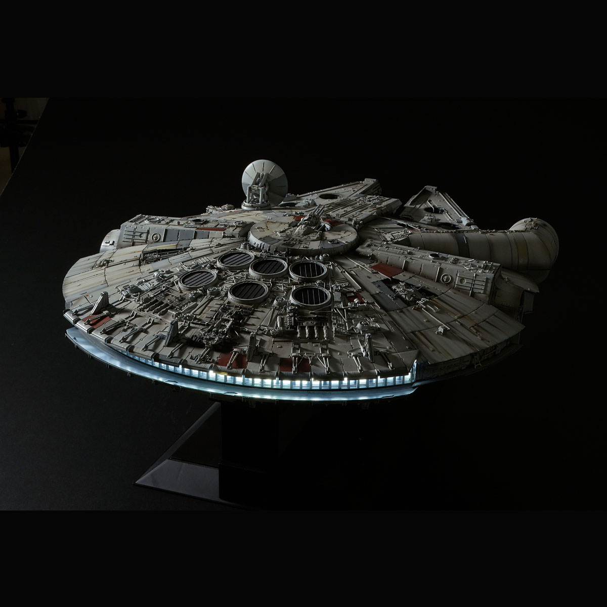 JumpIchibanjp's tweet photo. 🔮Pre-Order🔮

🚀Star Wars Perfect Grade 1/72 Scale Model🚀
🌌Millennium Falcon🌌

The fastest hunk of junk in the galaxy returns in an incredible Perfect Grade 1/72 scale masterpiece!👇
https://t.co/FTPxGJLBG5

#StarWars #MillenniumFalcon #PerfectGrade #ModelKit #SciFi #StarWarsCollectors #StarWarsMerch #JapanExclusive #StarWarsFans

@FranzySTARK
@MatchesPeach