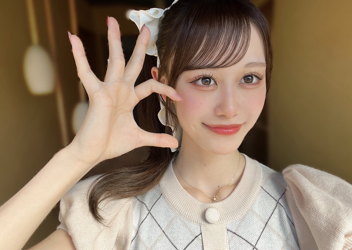 reiran_ichinose's tweet photo. こんにちは🎀♡

今日もとっても暑いね☀️💦
無理せず休みながら過ごしてね🥤✨

恋のルセット全身バージョン見てくれたかな？👀💜
とっても可愛い衣装にも注目してほしいな👗💕
ぜひたくさん見て、一緒に踊ってくれたら嬉しいです🎶

#ショコラミ #アイドル #市ノ瀬麗蘭 #れいらん  #テレ玉 https://t.co/JMPH5lieWg