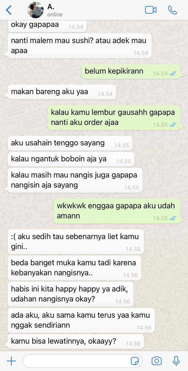 ihaniganteng's tweet photo. when you are at your lowest and your bf stays

leehan one tweet au https://t.co/bd9bm8hhrA