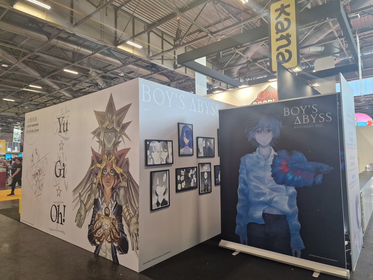 EditionsKana's tweet photo. Début du deuxième jour de Japan Expo ! Retrouvez nous sur le stand Kana pour faire le plein de nouveautés, de goodies et bien sur de dédicaces 😁 https://t.co/9IuDDCzJWe