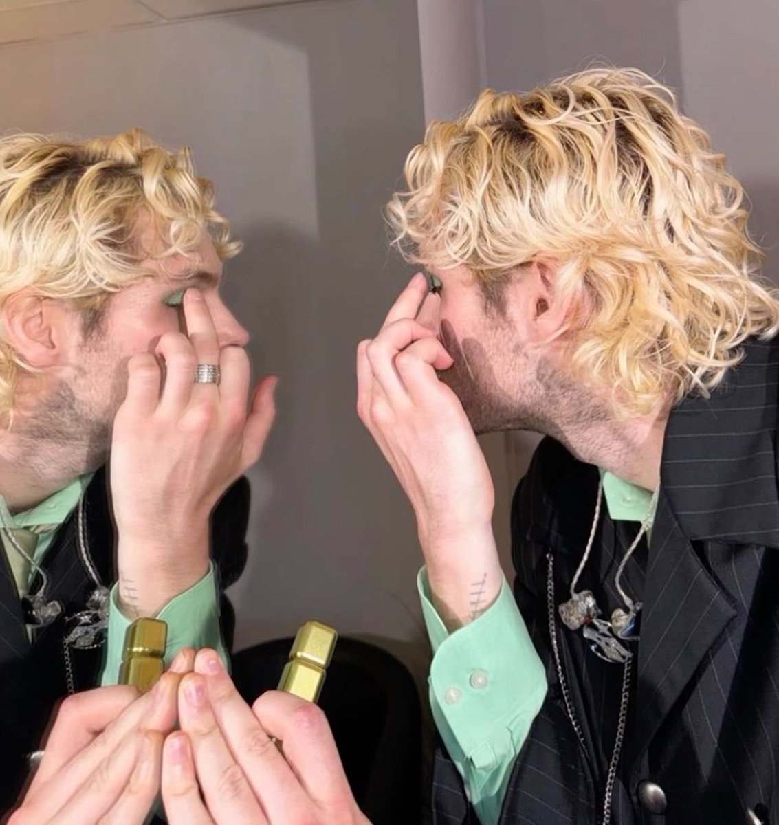 everythinggluke's tweet photo. https://t.co/tTbES78NVf