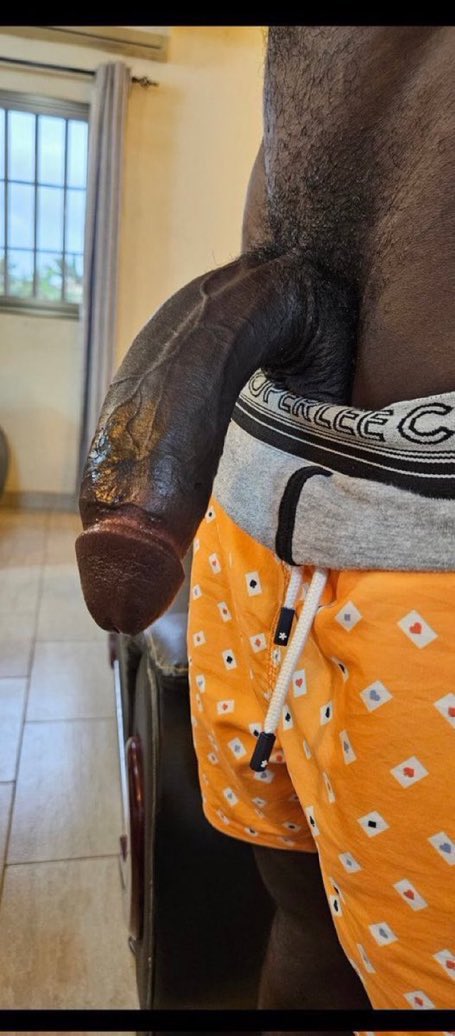 superiorblack08's tweet photo. Who wants to milk daddy meat 💦? https://t.co/daqkbzzh5l