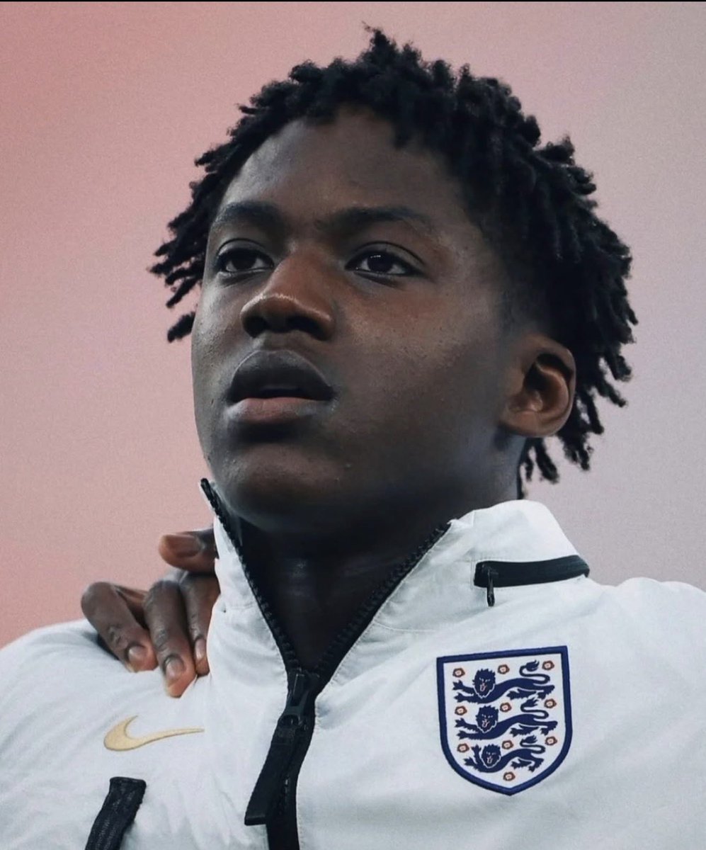 speedlne's tweet photo. 🚨 Kobbie Mainoo could be set for his first World Cup start for England! 🏴󠁧󠁢󠁥󠁮󠁧󠁿

With Declan Rice reportedly an ill doubt, Mainoo is in line to replace him in midfield. The young Manchester United star now has the opportunity to make his first World Cup start and prove he belongs on football’s biggest stage.