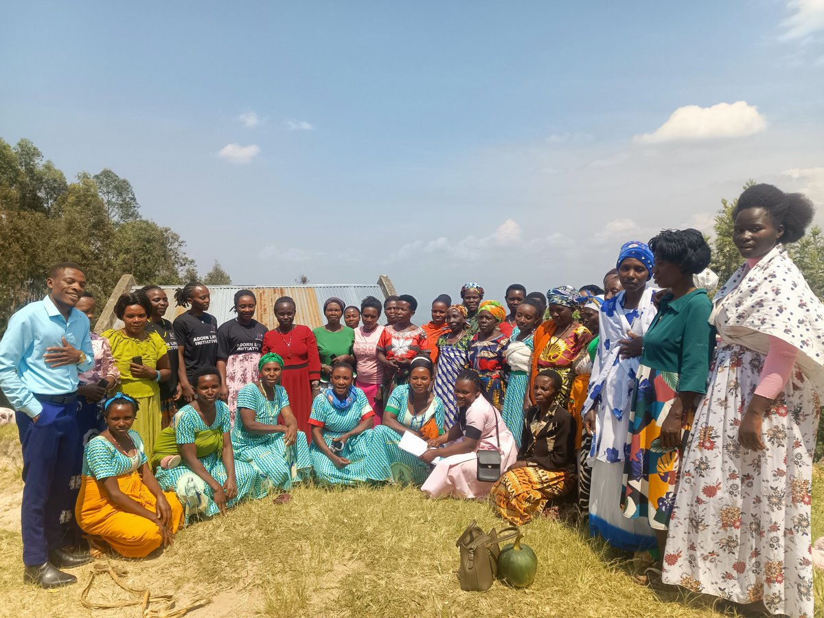 AdornLifeOrg's tweet photo. #ComingSoon
The Guardians of House Hold Health Project.
Mobilisation found us in Kyondo Sub country, Kasithu Village. 
Empower a woman. Empower a home. Empower a family.
#TheGuardiansOfHealth https://t.co/YcCbtSubCK