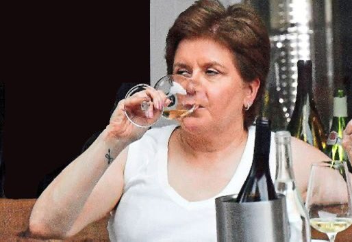 Phil_at98's tweet photo. @afneil Scotland has a crap football team and even crapper politicians. At least she's keeping the standards down!! https://t.co/DUxoG2k7rZ