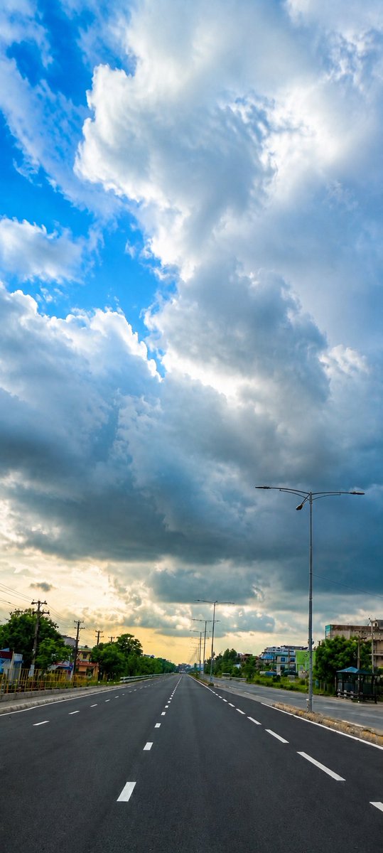 DILIPNP1992's tweet photo. "यात्रा जारी छ, गन्तव्य अझै बाँकी छ। 🌤️"
#Nature #SkyLovers #RoadTrip #Nepal #BeautifulSky #TravelPhotography #Peaceful #ExploreNepal #Photography  #ShreeNDVideography 📸 @highlight https://t.co/Qc2KEpe5G5