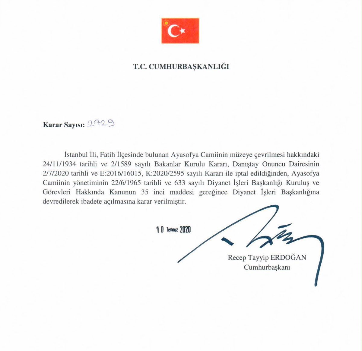 yasinyildizbb's tweet photo. 6 yıl önce yeniden secdeyle buluşan Ayasofya-i Kebir Camii ��erifi’nin açılış yıl dönümü mübarek olsun.

Medeniyetimizin en kıymetli emanetlerinden Ayasofya’da yeniden yükselen ezanlar; milletimizin inancının, iradesinin ve tarihine sahip çıkışının en anlamlı nişanelerinden biri olmuştur.

Bu tarihi iradenin ortaya konulmasına öncülük eden Cumhurbaşkanımız Sayın Recep Tayyip Erdoğan’a tekraren şükran ve minnetlerimizi sunuyoruz.

Rabbim Ayasofya’mızdan ezan sesini kıyamete kadar eksik etmesin.