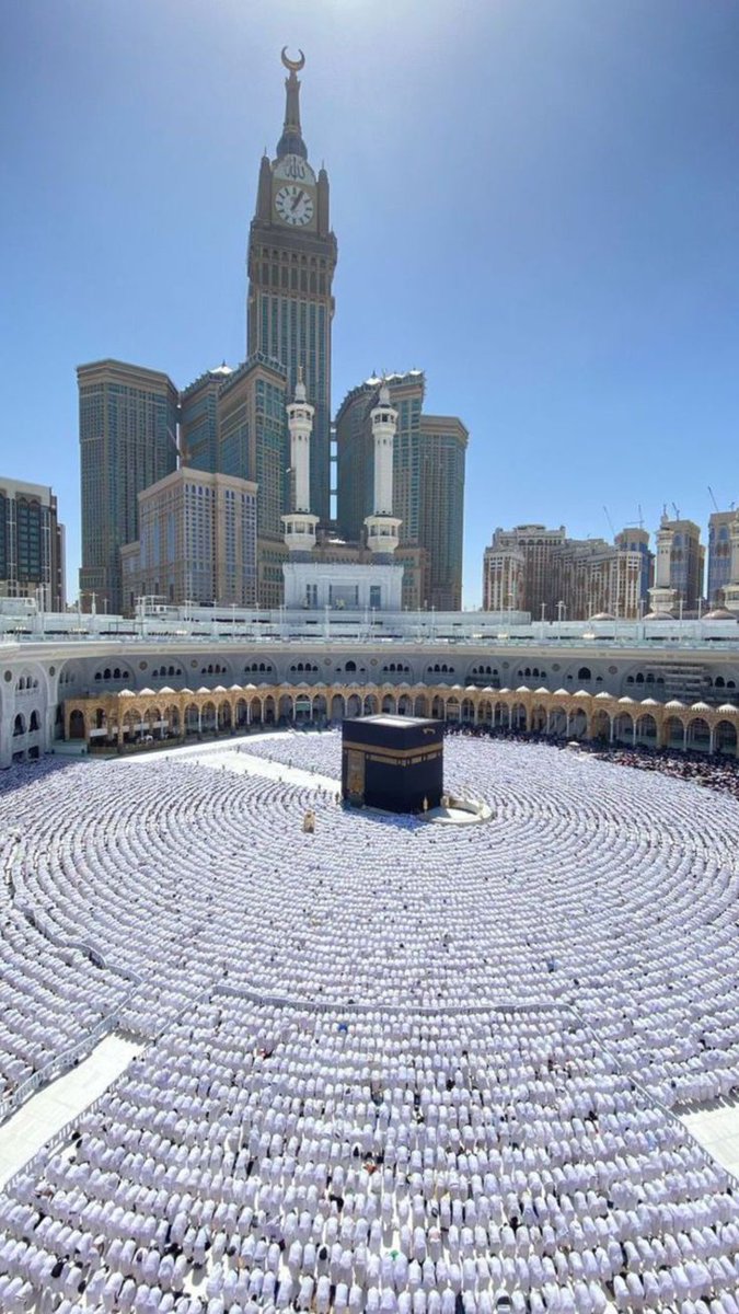 AftabSaiqa's tweet photo. "جس کو اللہ سے محبت ہو جائے، اُس کی راتیں تہجد سے روشن ہو جاتی ہیں۔" 🌙🤍 https://t.co/td6r9Dp4zt