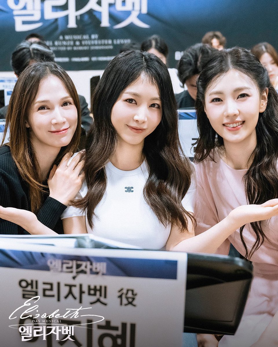duing_9999's tweet photo. 아니 진짜 잠만.....
너무 좋아서 웃음 나옴
제발 저요 https://t.co/nfwh5NNzrv