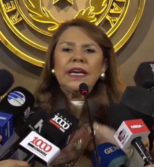 ActuFoot_'s tweet photo. 🚨 LE SÉNAT PARAGUAYEN 🇵🇾 VOTE UNE MOTION CONTRE LES PROPOS RACISTES DE CELESTE AMARILLA VISANT KYLIAN MBAPPÉ 🇫🇷 ! 🗳️

La chambre haute du Congrès du Paraguay 🇵🇾 a délibéré pendant 5 heures sur le sujet en condamnant des propos DISCRIMINATOIRES ET RACISTES. 

Le Sénat paraguayen a fait savoir son "REJET ABSOLU" de toutes les formes de racisme et de discrimination.

🗞️ @le_Parisien