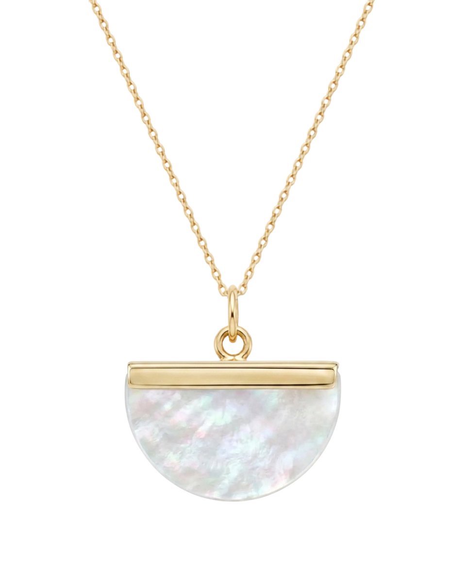 Mrsdalloway1998's tweet photo. پلاکای آریانا قشنگمون رو دیدید؟
#آماتیس https://t.co/1MxkSe6lP0