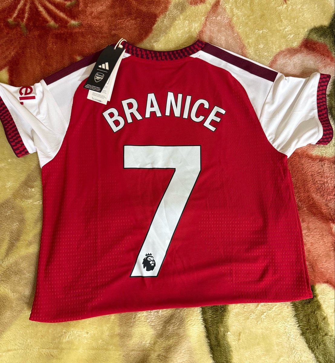 Branicemercy's tweet photo. A gift came through the mail 🤭
We thank God for good friends who keep their word 🙏🤜🏽🥳 https://t.co/zFFvShgDHJ