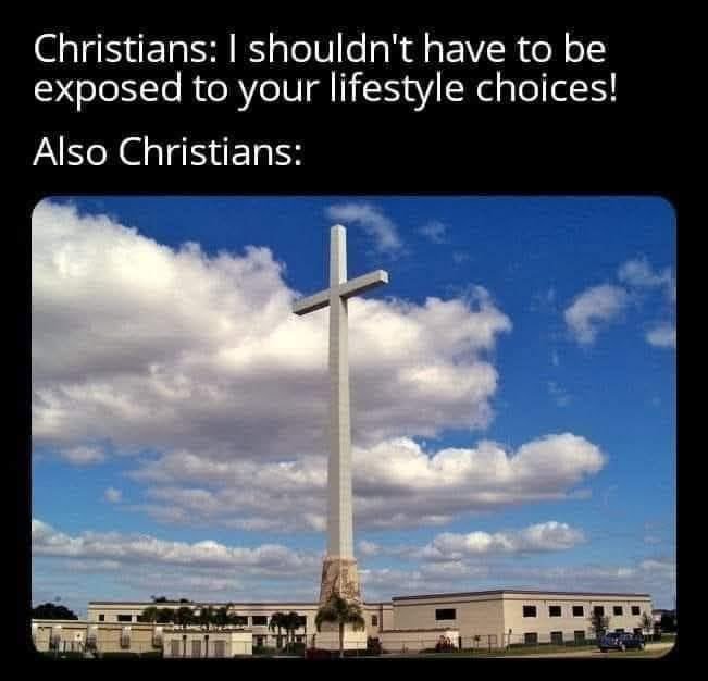 Ernest1588761's tweet photo. Double standards 😂 https://t.co/8CVOXbVZix