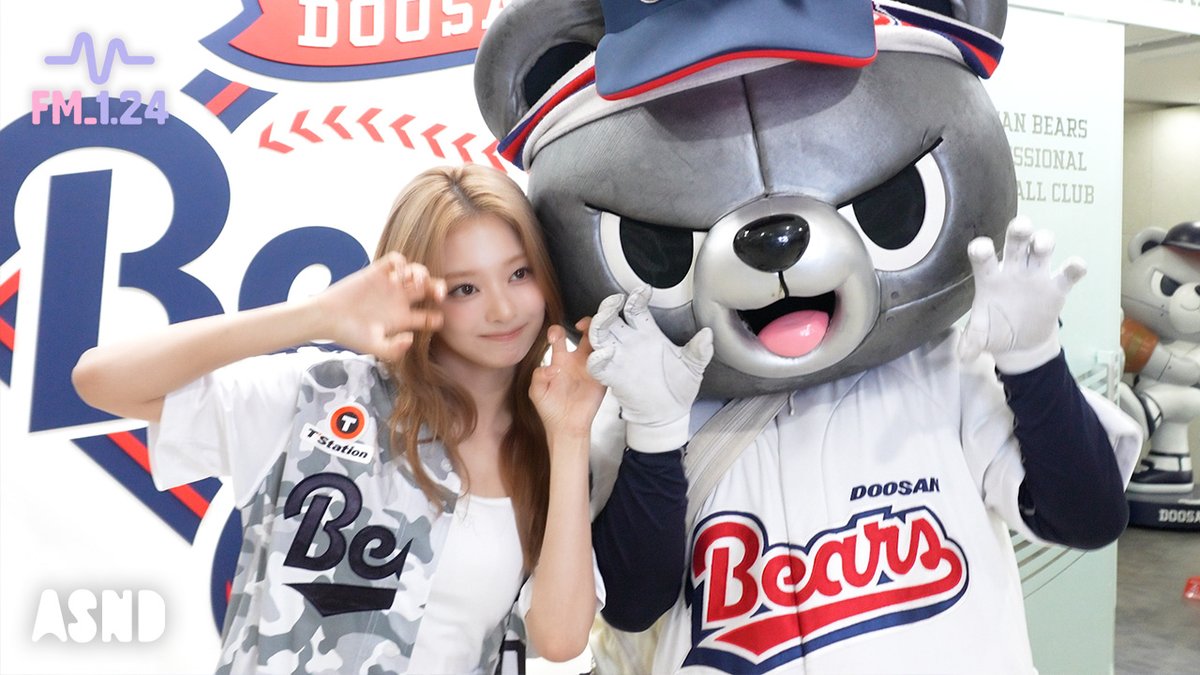 realfromis_9's tweet photo. [📺] FM_1.24
[FM_1.24] 승리 요정 꼬🐻 두산 베어스 시구 비하인드

🖇 https://t.co/qQaH7XPVCh

#fromis_9 #프로미스나인
#이나경 #나경
#LEENAGYUNG
#FM_1_24 https://t.co/575fjFRLeN