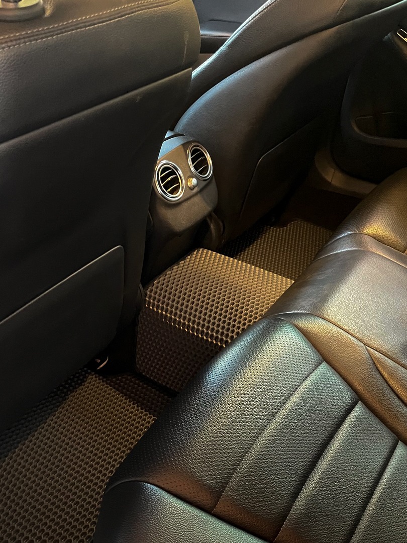 PrimeEVA_HQ's tweet photo. Premium rear-seat protection, tailored to fit. 🖤 https://t.co/5otZVsq1i8