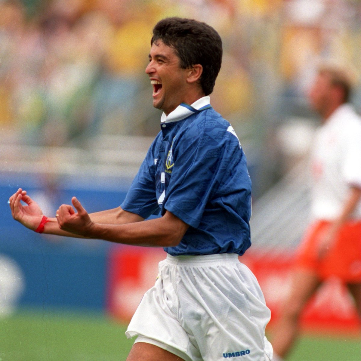 90sfootball's tweet photo. Bebeto, USA '94 🇧🇷 https://t.co/LkZyaRApRk