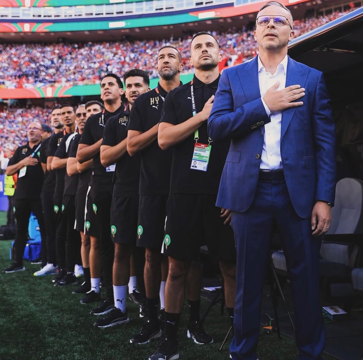 Maroc12s's tweet photo. Je sais pas quel était l’objectif fixé à Ouahbi mais il récupère la sélection à 3 mois du Mondial pour sa première expérience avec une équipe A affronte le Brésil et les Pays Bas atteint les quarts faut le garder avec tout son staff on trouvera pas mieux https://t.co/IIMjzCEFRQ
