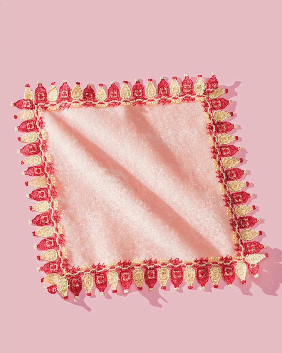 近沢レース タオルハンカチ 1月発売 全4枚♡ 近沢レース店 on X: