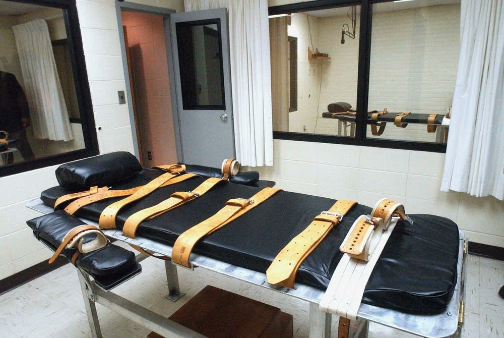 WebDPN's tweet photo. Mississippi child sex abuse now punishable by death penalty https://t.co/hqp2GPQ3Se #mississippi #deathpenalty #childrapists https://t.co/zjXtQ7vcQG