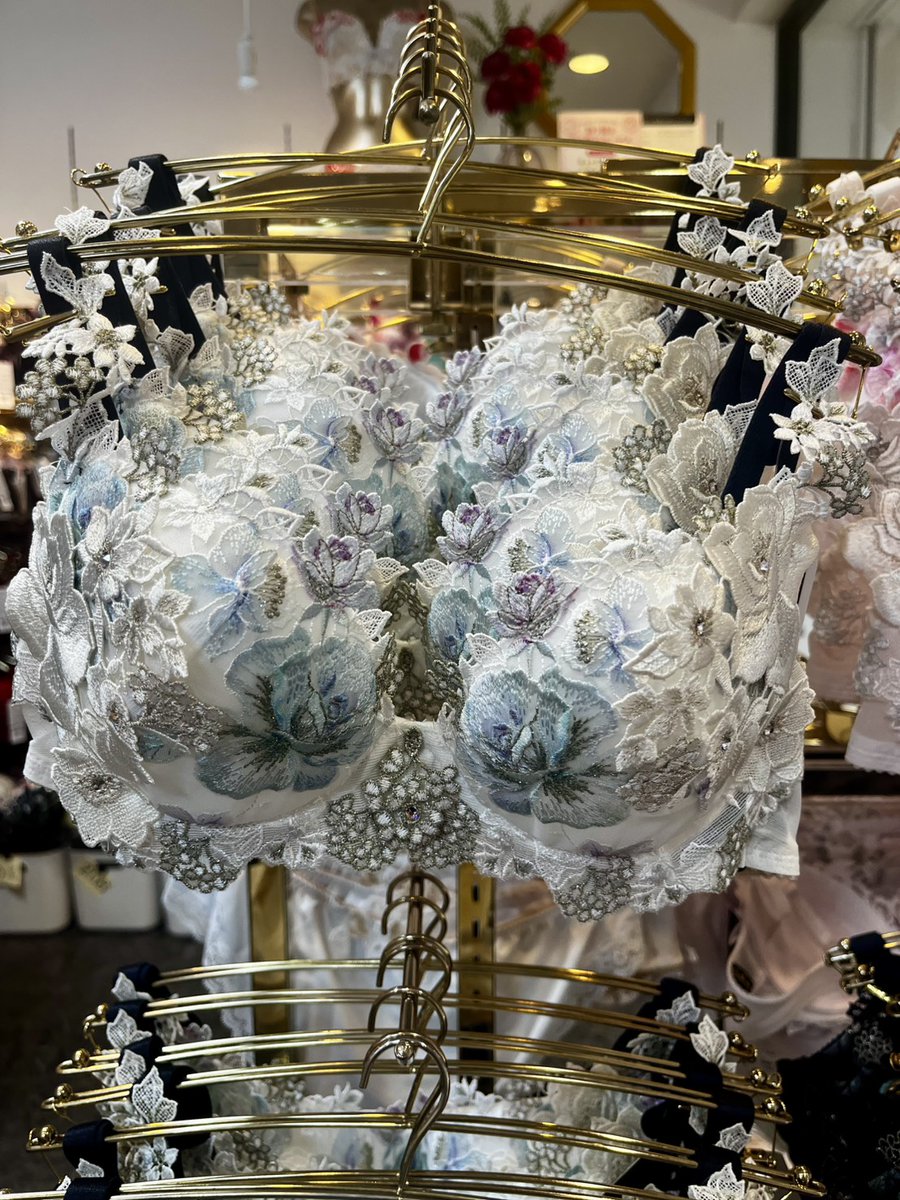 サルート39シリーズ こちらは実店舗限定カラーもございます